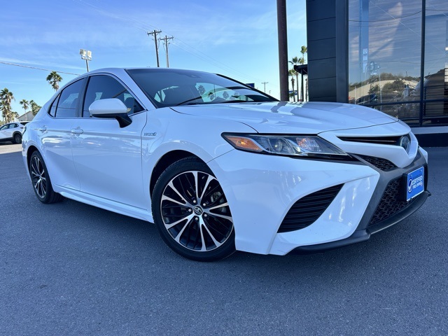 2018 Toyota Camry SE