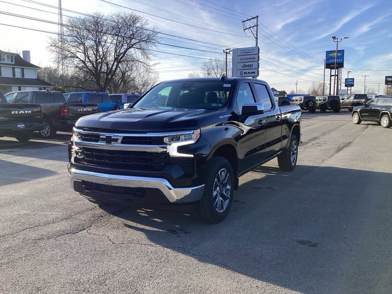 2026 Chevrolet Silverado 1500 LT photo 2
