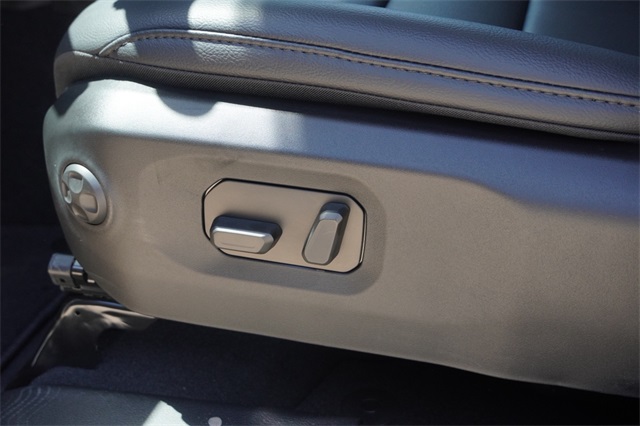 2025 Jeep Gladiator Sport Texas Trail photo 18