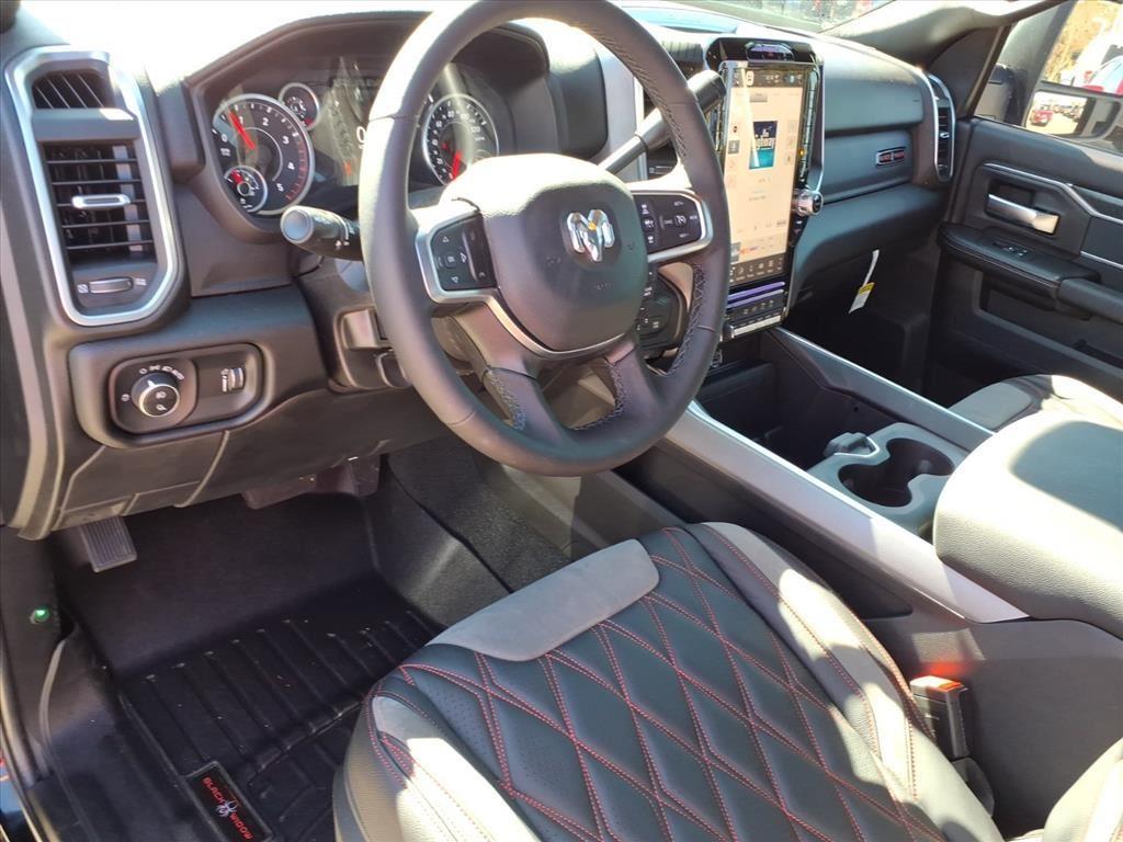 2025 Ram 2500 Big Horn photo 4