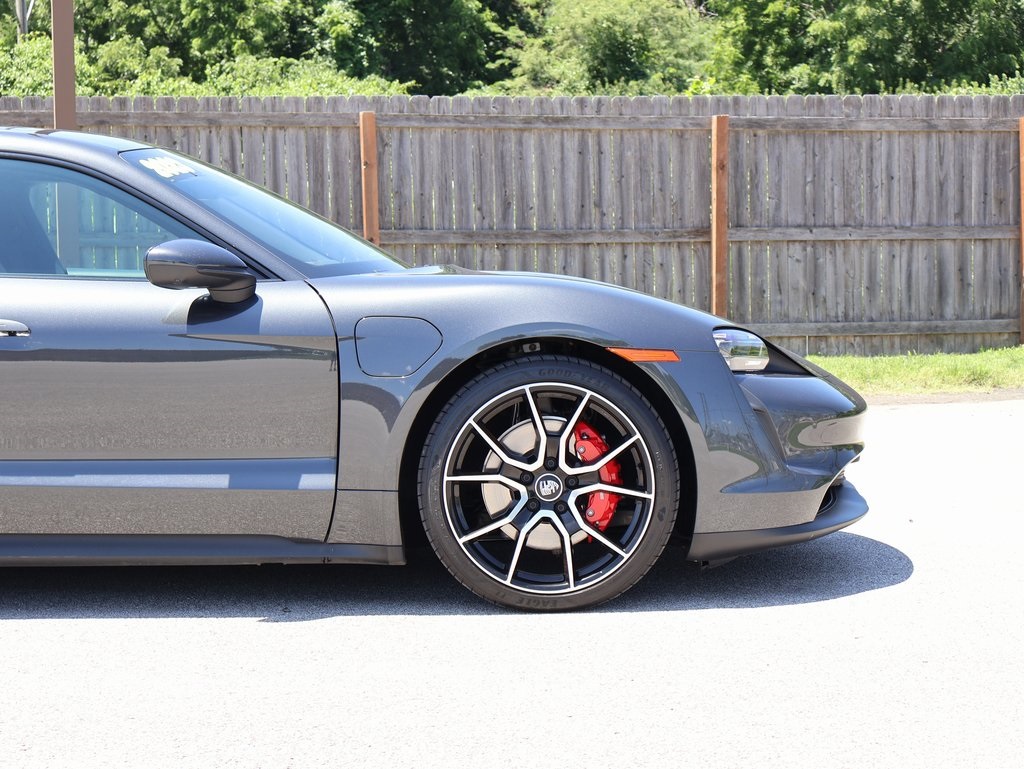 2023 Porsche Taycan 4S photo 10