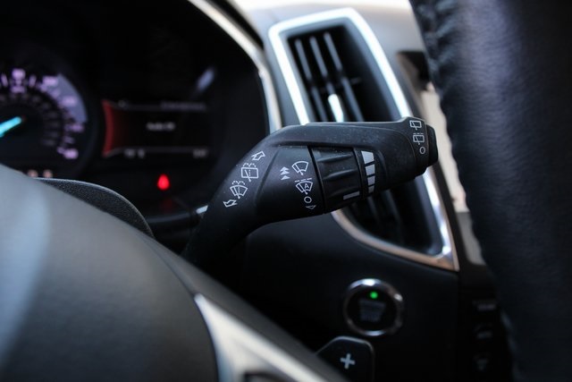 2019 Ford Edge Titanium photo 12