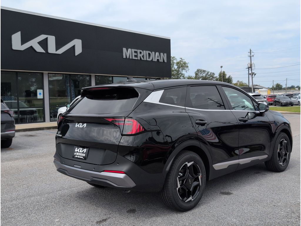 2026 Kia Sportage EX photo 4