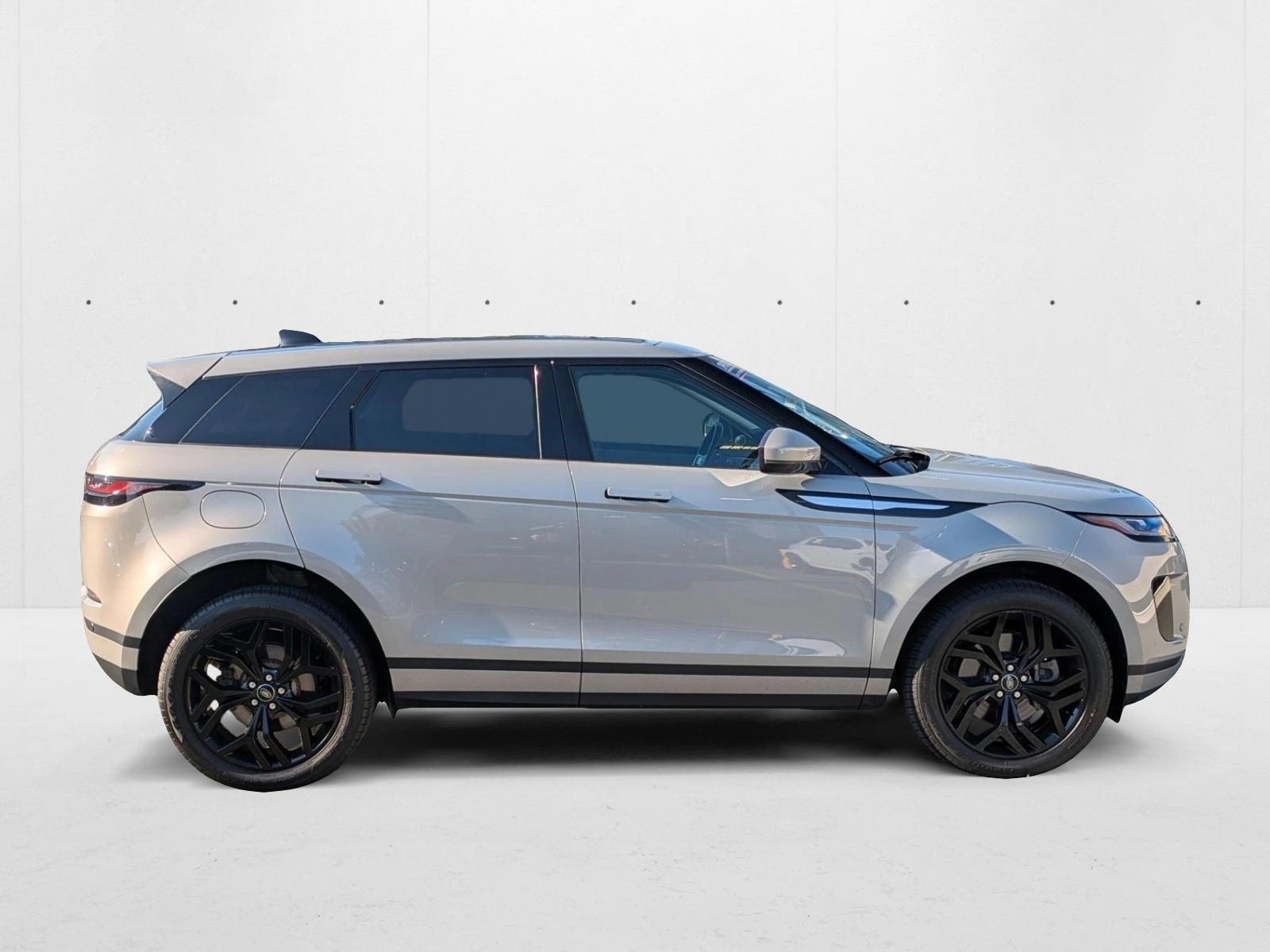2022 Land Rover Range Rover Evoque SE photo 2