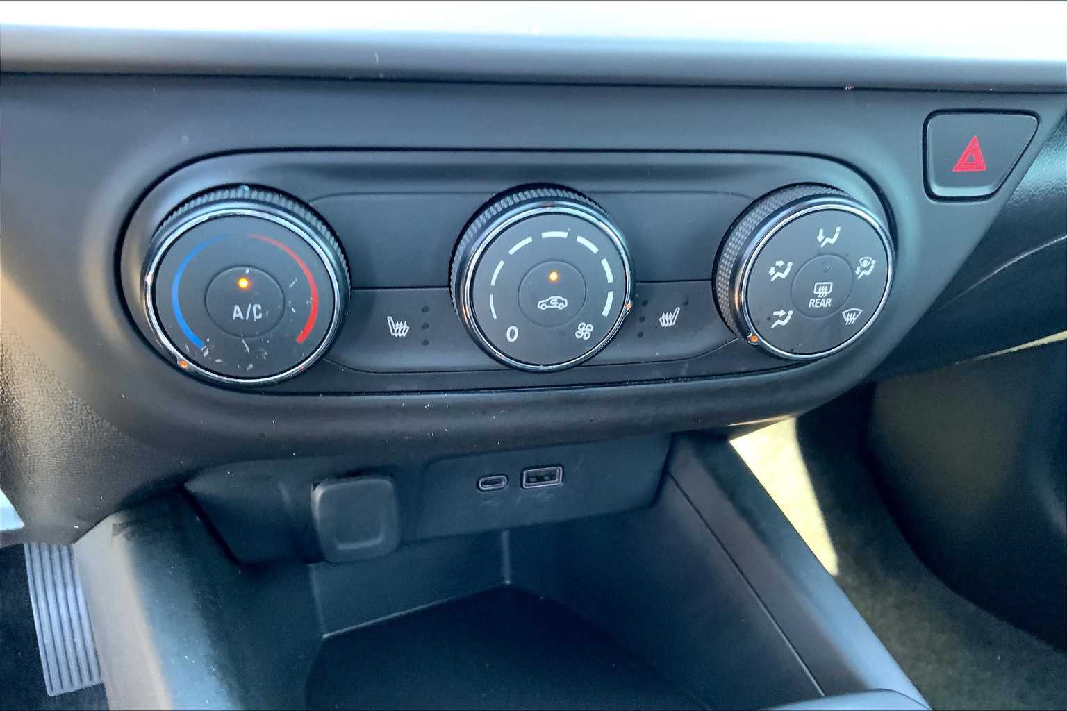 2024 Chevrolet Trax photo 31