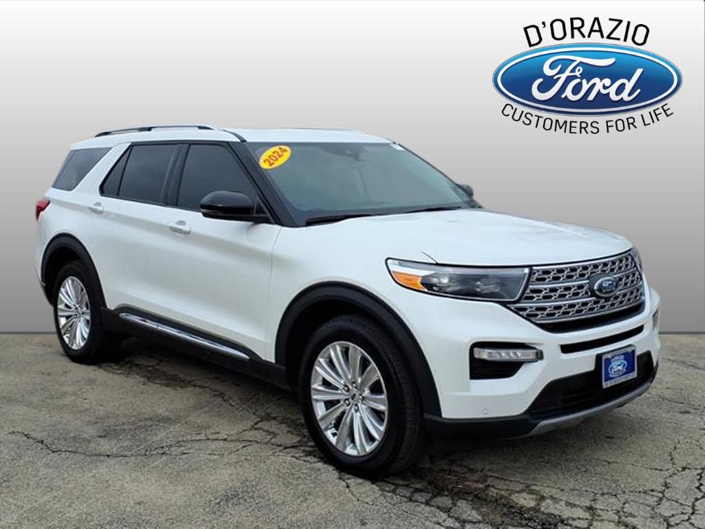 2024 Ford Explorer Limited's photo