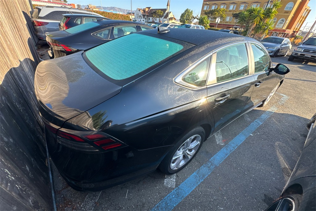 2023 Honda Accord LX photo 2