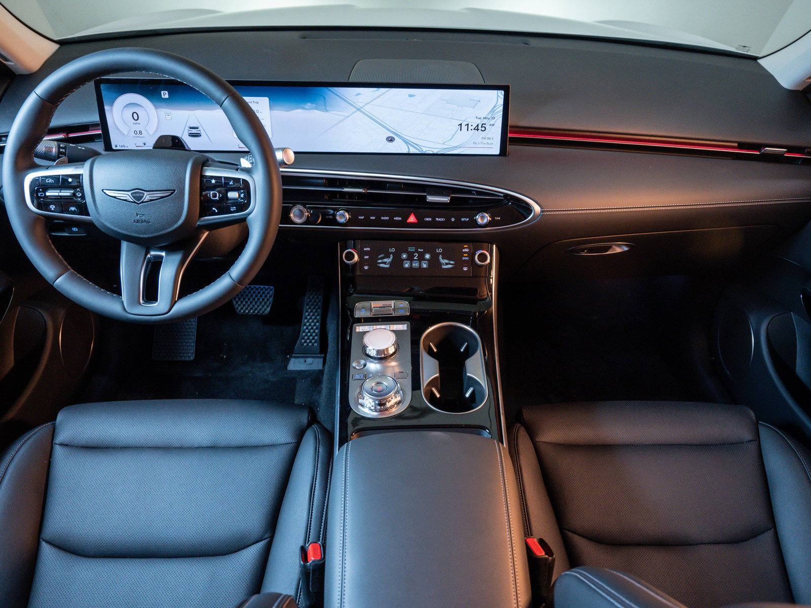 2026 Genesis GV70 2.5T Select photo 16