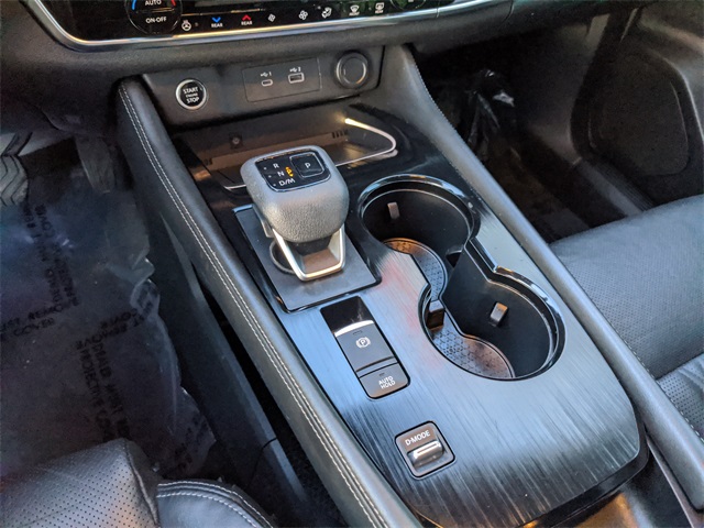 2022 Nissan Rogue Platinum photo 24