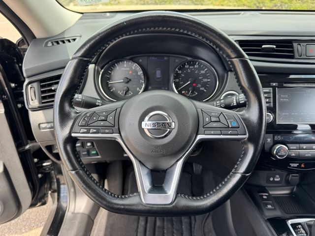 2020 Nissan Rogue SV photo 7