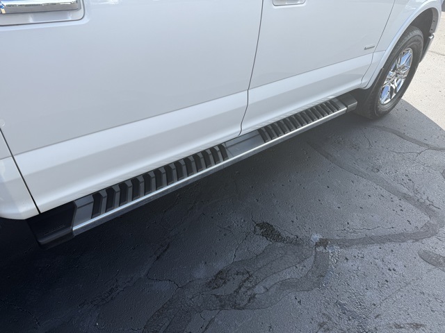 2016 Ford F-150 Lariat photo 4