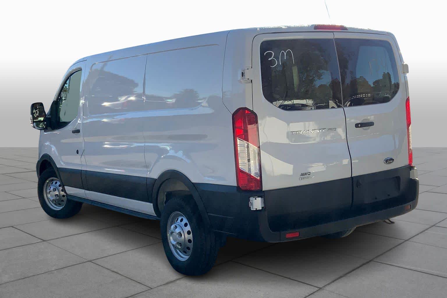 2025 Ford Transit Cargo Van photo 3