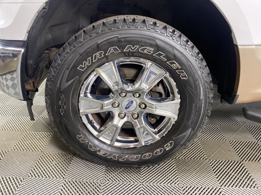 2017 Ford F-150 XLT photo 16
