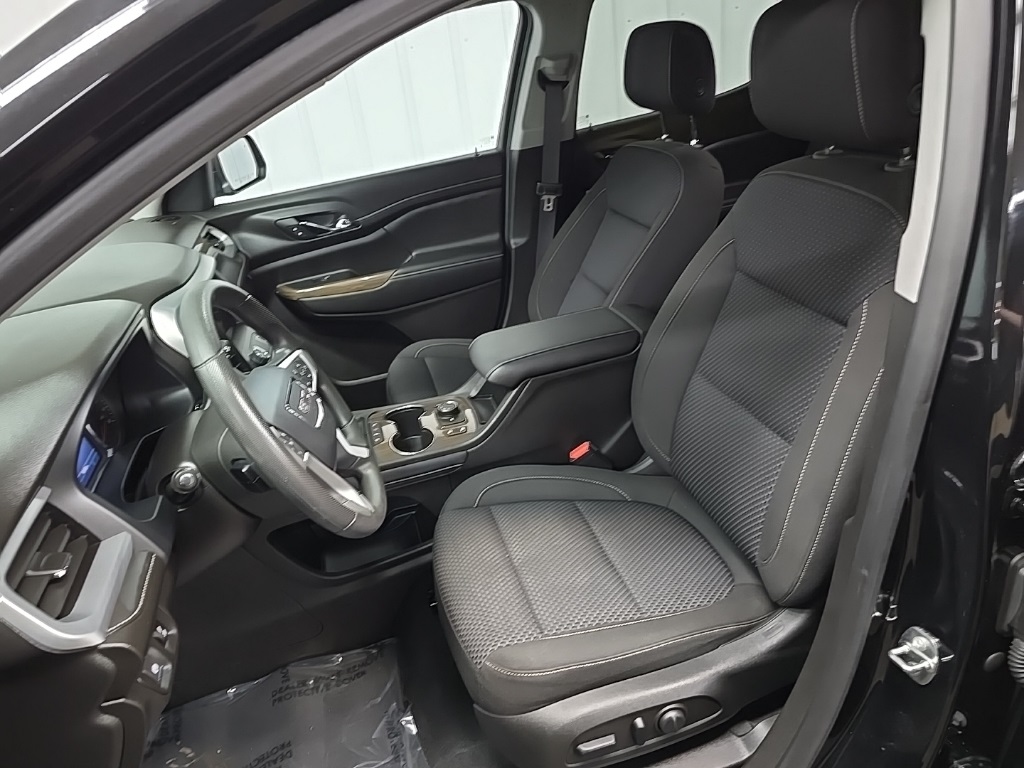 2023 Gmc Acadia SLE photo 26