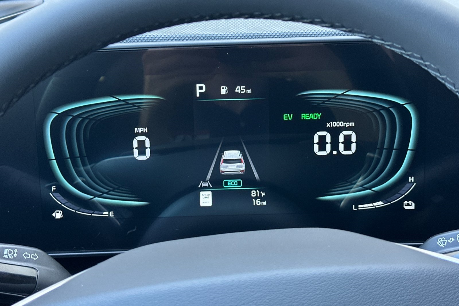 2025 Kia Niro EX Touring photo 18
