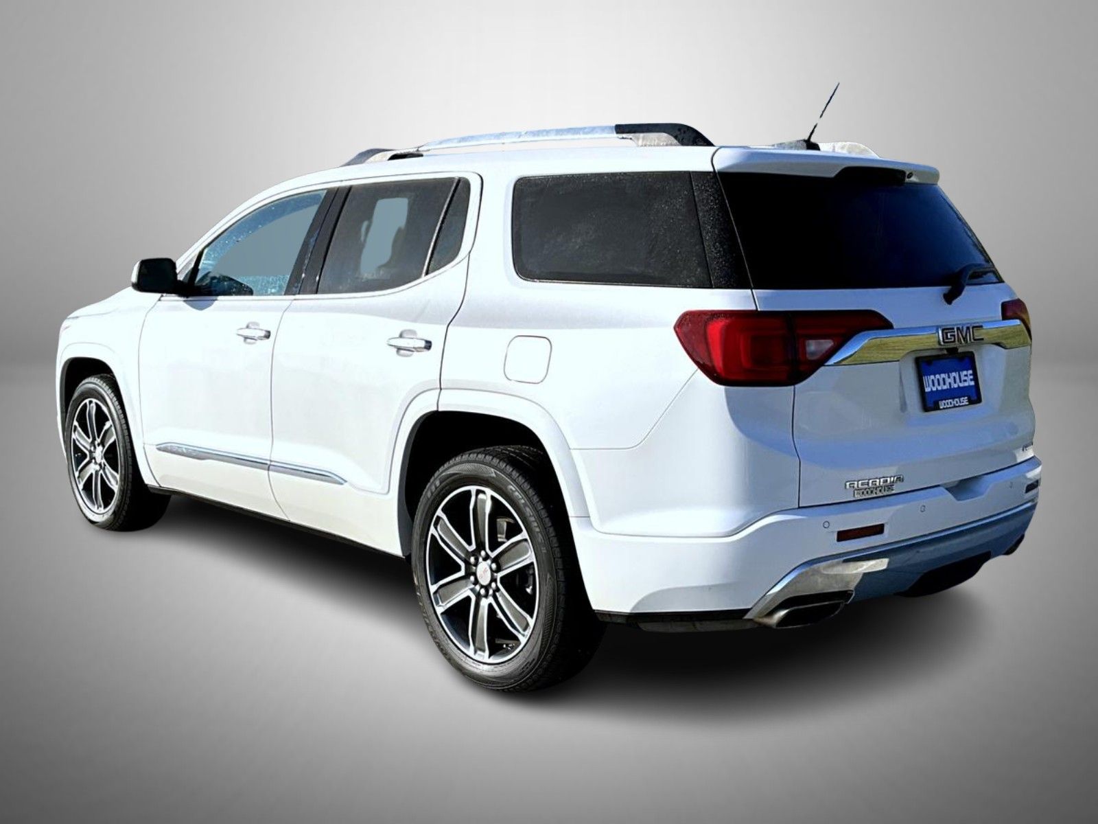 2017 Gmc Acadia Denali photo 5