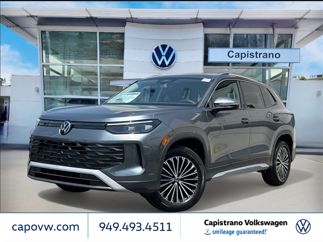 2025 Volkswagen Tiguan S's photo