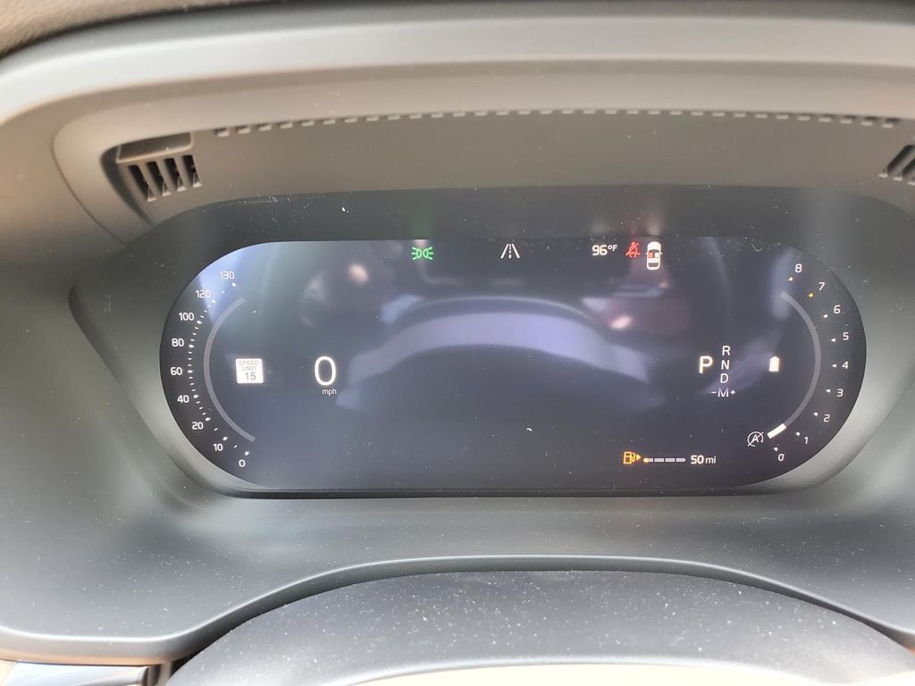 2026 Volvo XC60 B5 Core photo 4