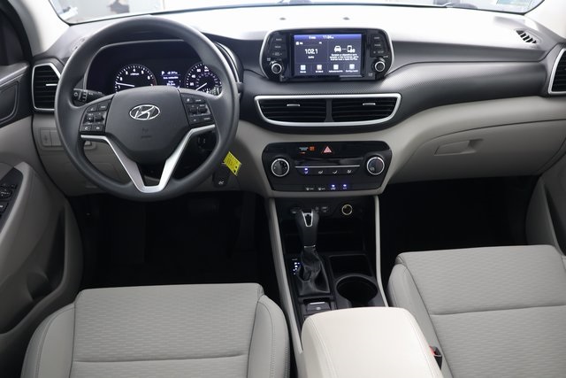 2019 Hyundai Tucson SE photo 2