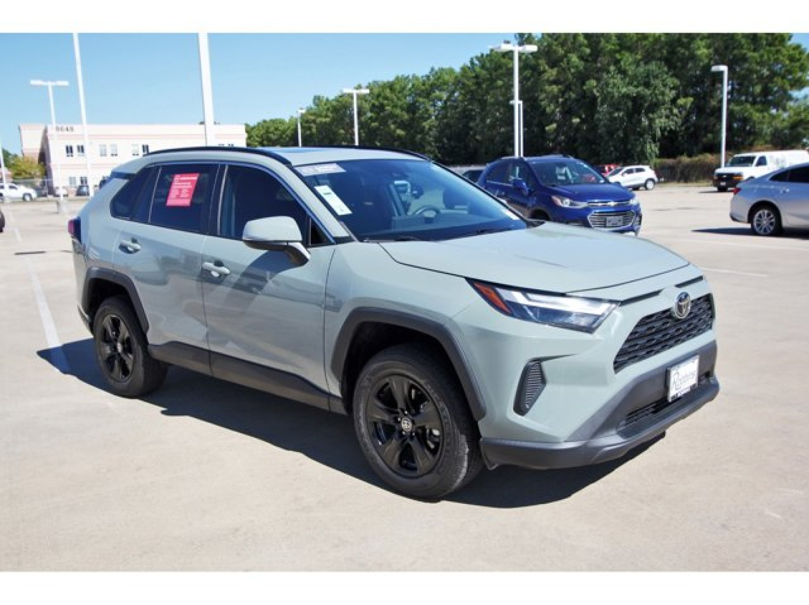 2022 Toyota RAV4 XLE Green at TX Auto Group