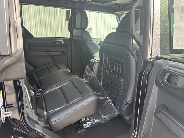 2025 Ford Bronco Badlands photo 3