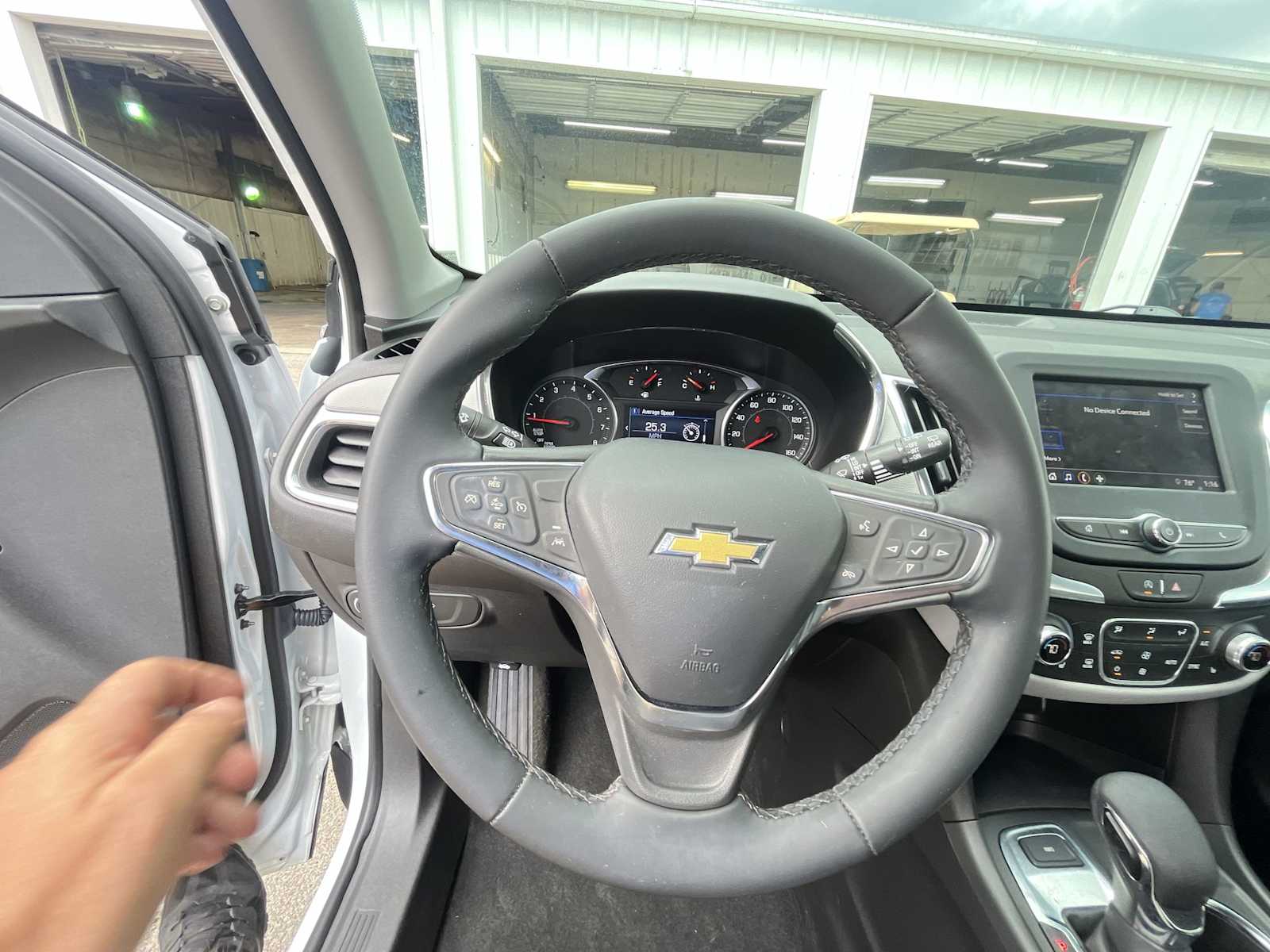 2023 Chevrolet Equinox LT photo 13