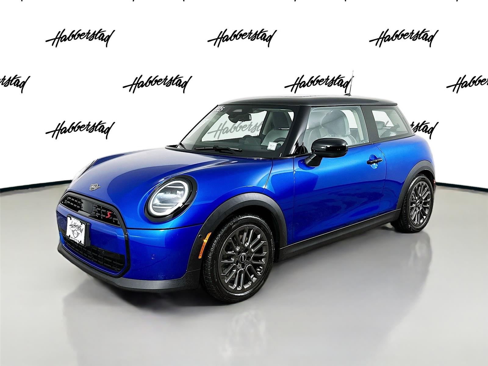 2025 MINI Hardtop 2 Door S's photo