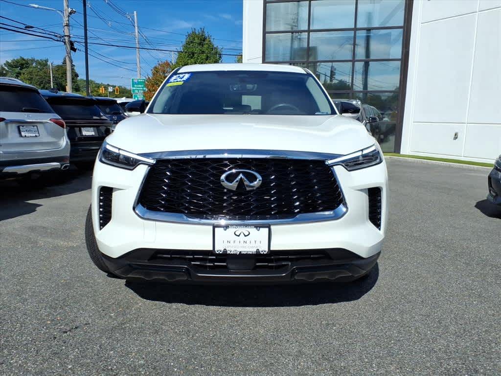 2024 Infiniti QX60 Pure photo 2