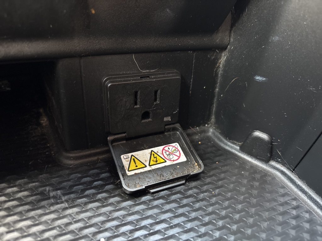 2021 Ram 1500 Laramie photo 18