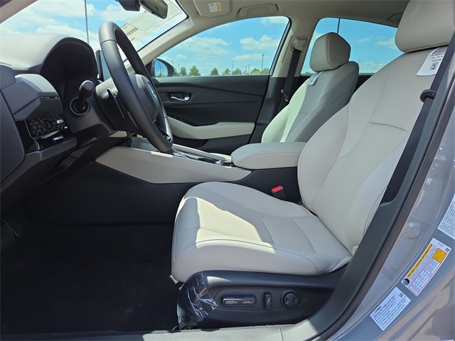 2025 Honda Accord Hybrid EX-L photo 4