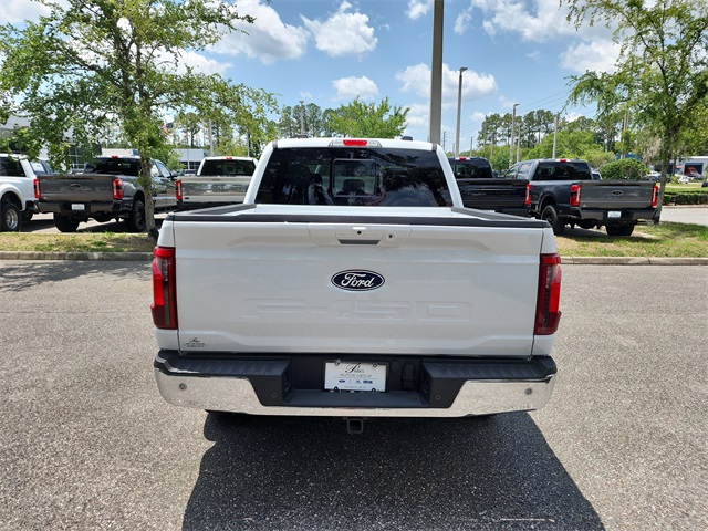 2025 Ford F-150 XLT photo 3