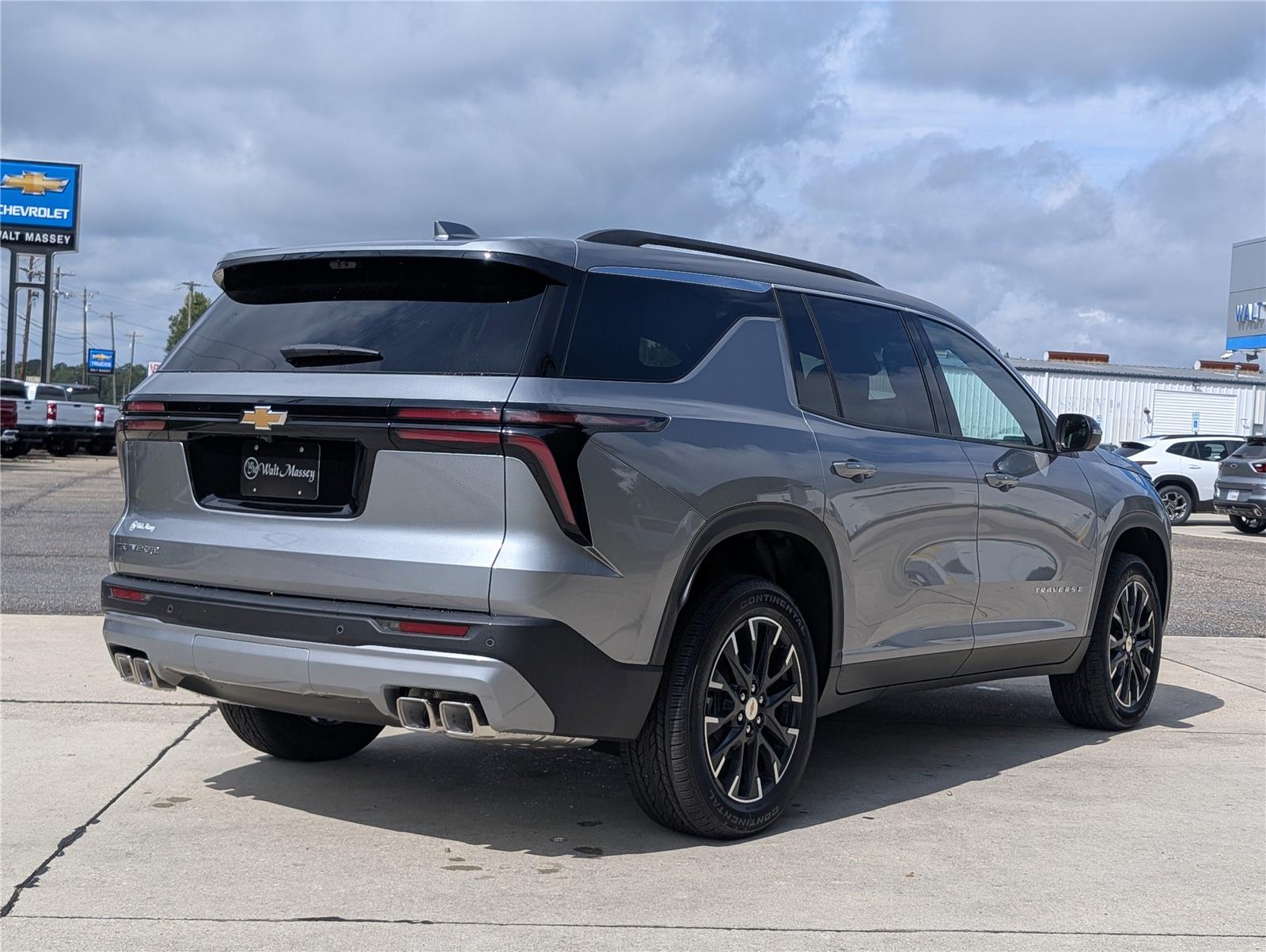 2026 Chevrolet Traverse photo 6
