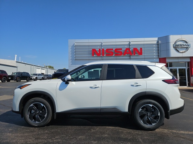 2026 Nissan Rogue SV photo 2