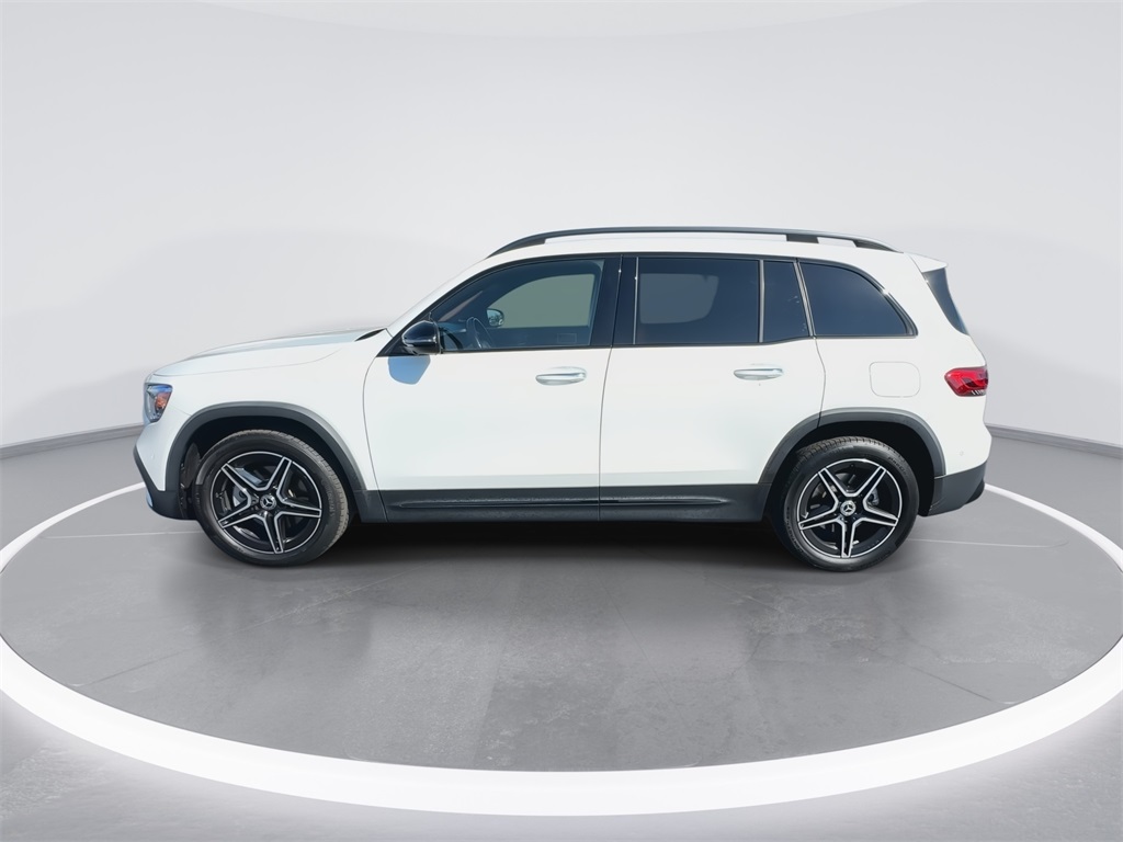 2023 Mercedes Benz GLB 250 4MATIC photo 4
