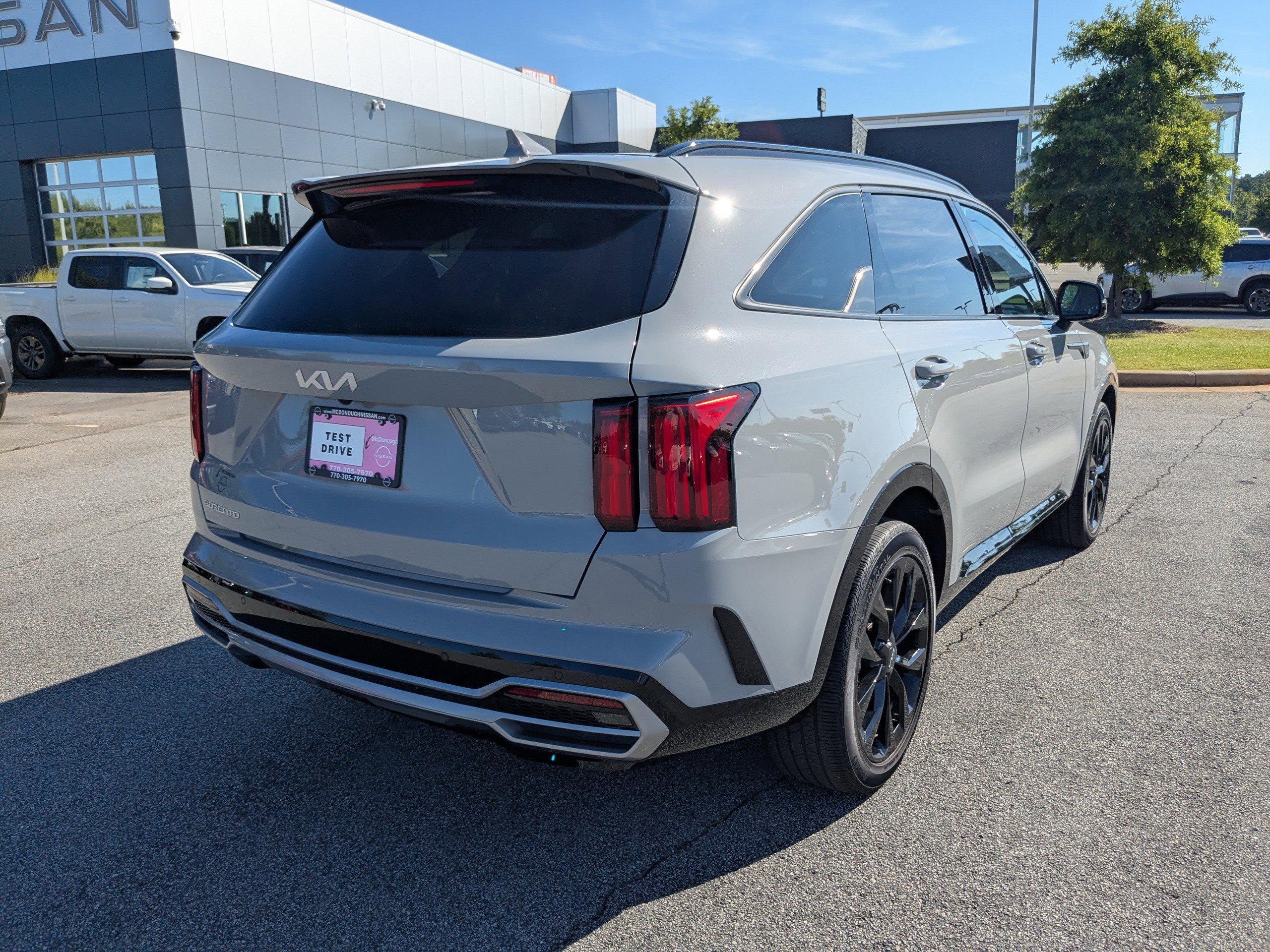 2023 Kia Sorento SX photo 3