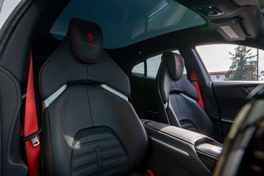 2024 Ferrari Purosangue photo 29