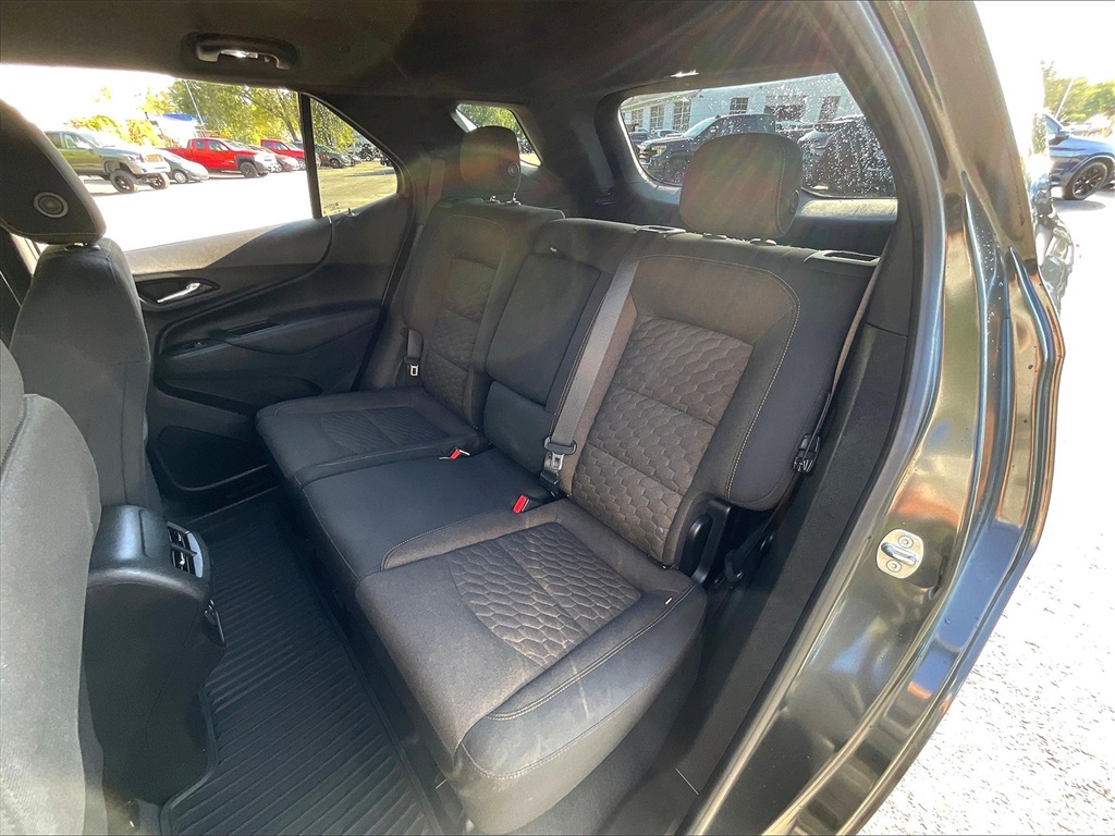 2019 Chevrolet Equinox LT photo 23