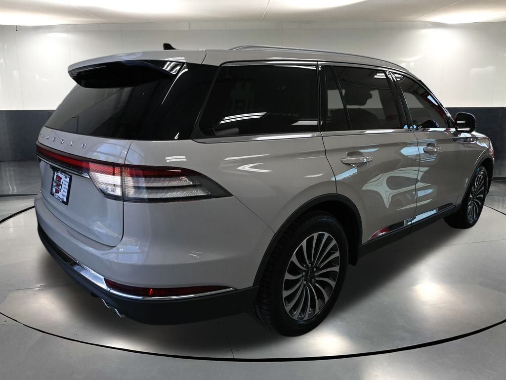 2023 Lincoln Aviator Reserve photo 3