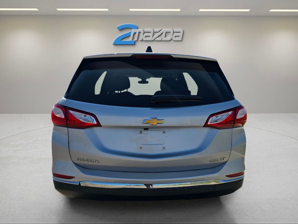 2020 Chevrolet Equinox LT photo 4