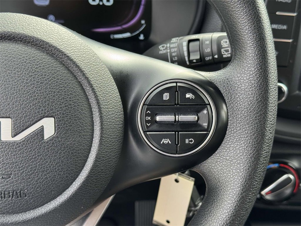 2023 Kia Soul LX photo 10