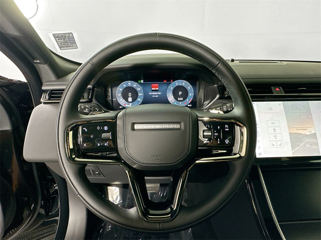 2026 Land Rover Range Rover Velar SE photo 9
