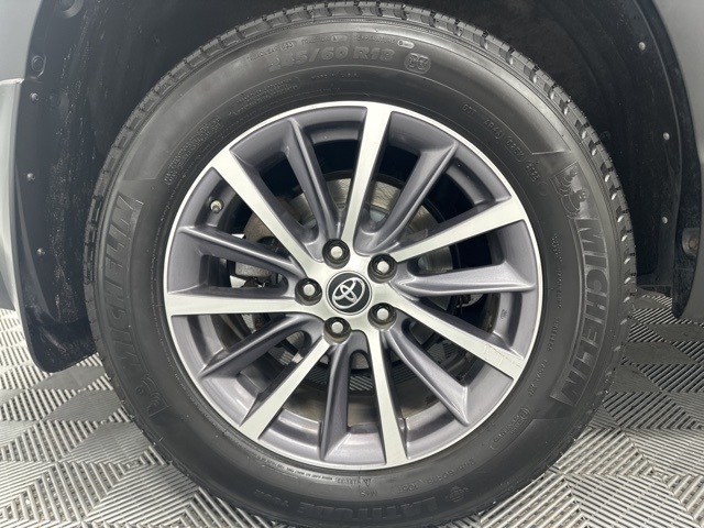 2019 Toyota Highlander XLE photo 12
