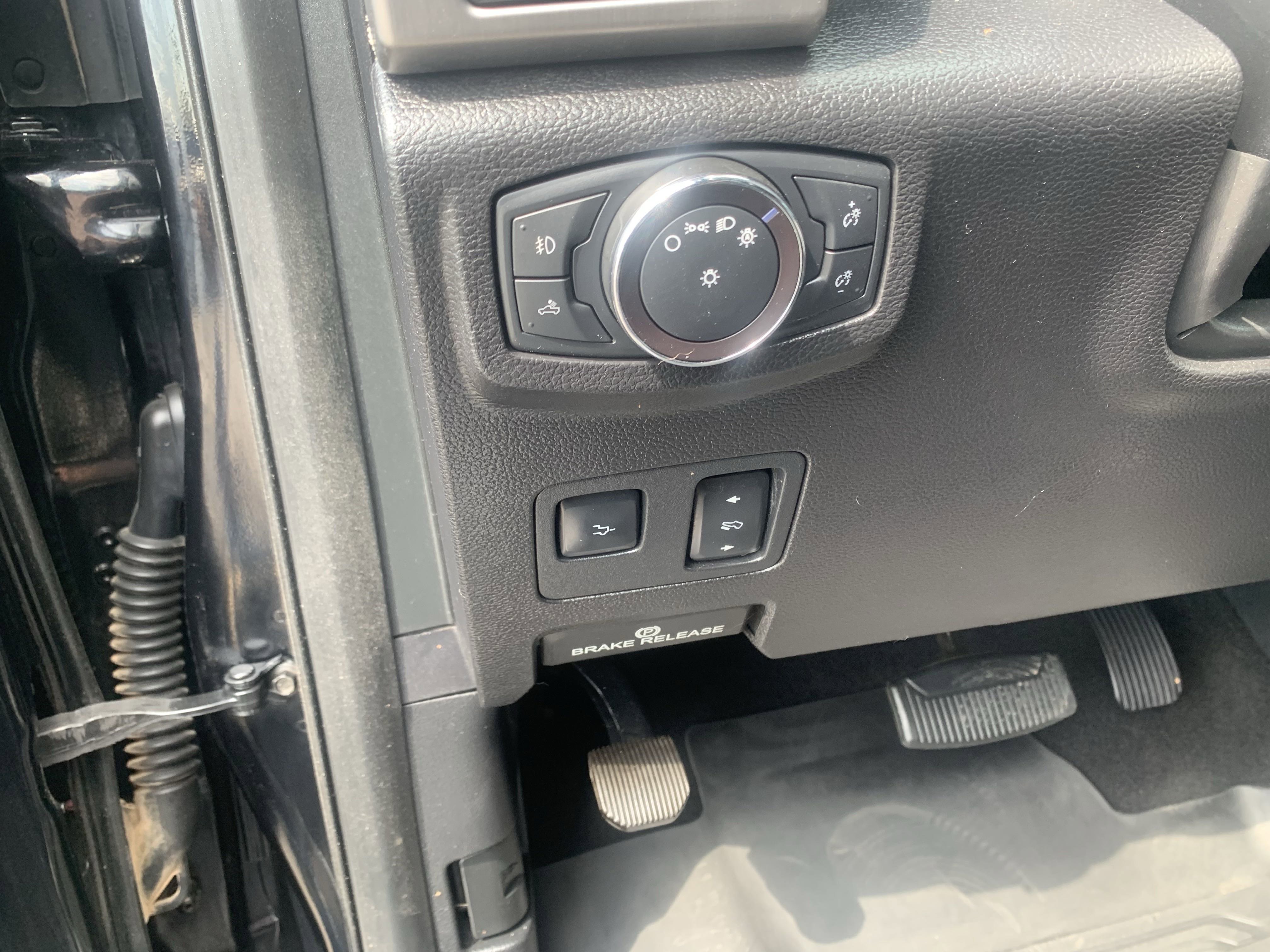 2019 Ford F-450 Platinum photo 2