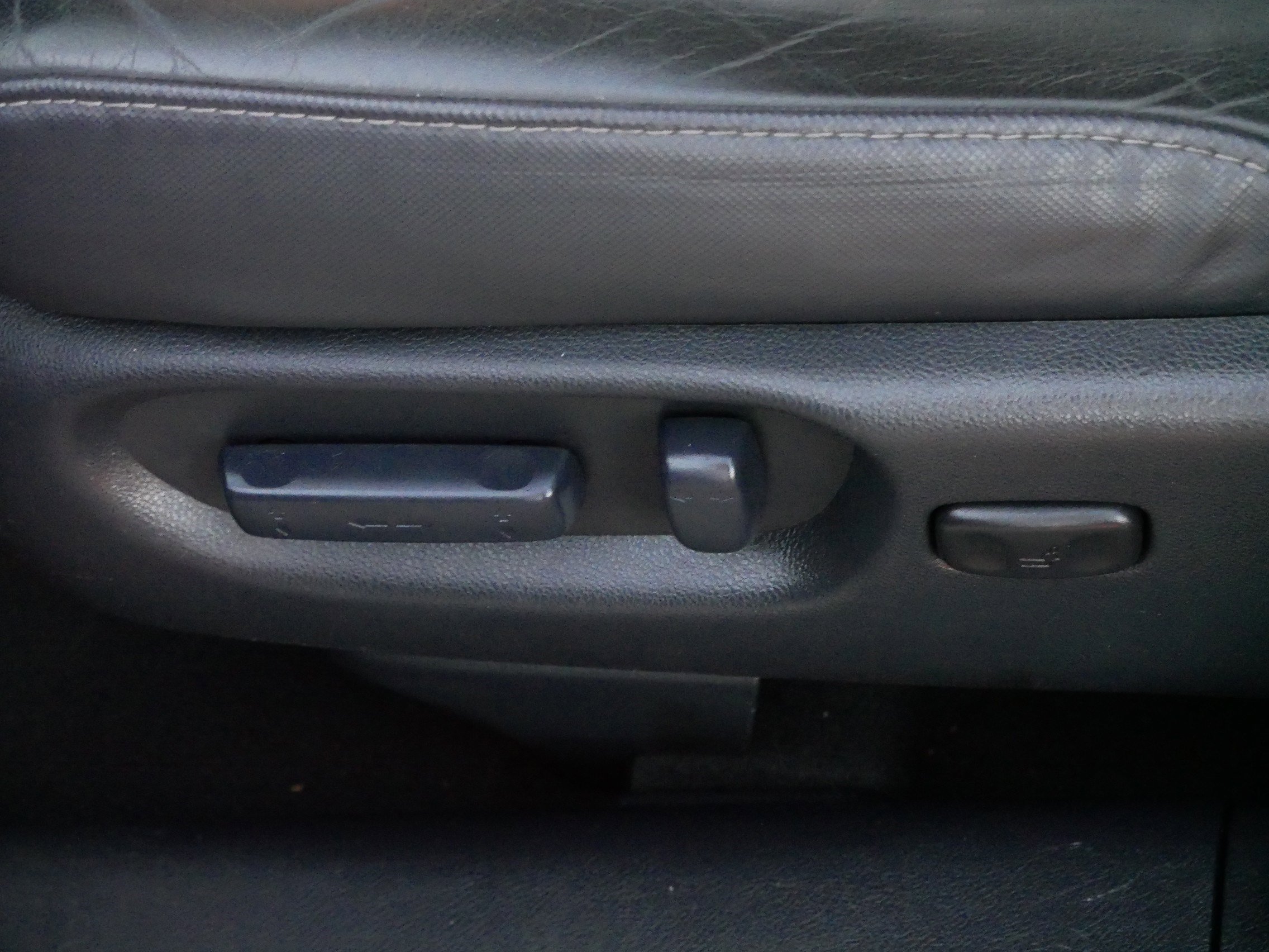 2010 Honda CR-V EX-L photo 17