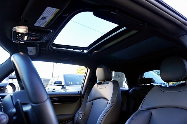 Used 2023 Silver MINI Base image 16