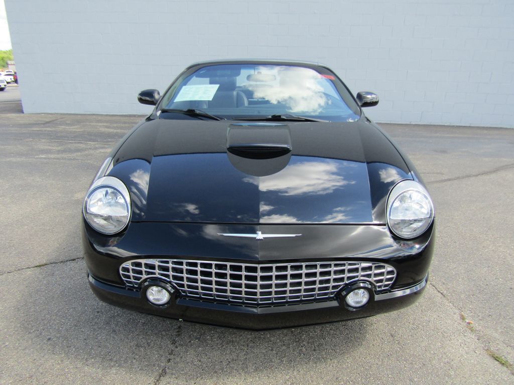 2002 Ford Thunderbird Base photo 5