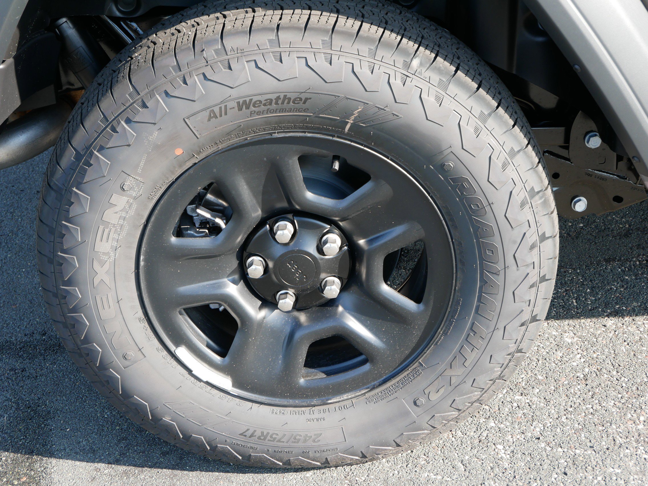 2025 Jeep Wrangler Sport photo 9