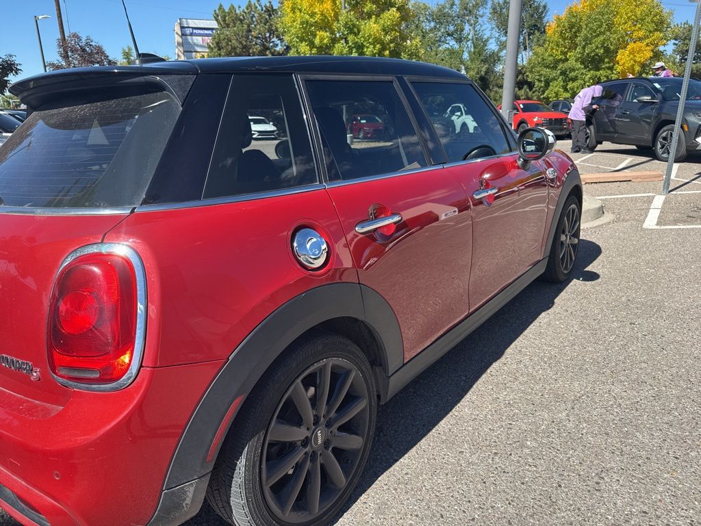 2018 Mini Cooper 4 Door Hardtop Base photo 6
