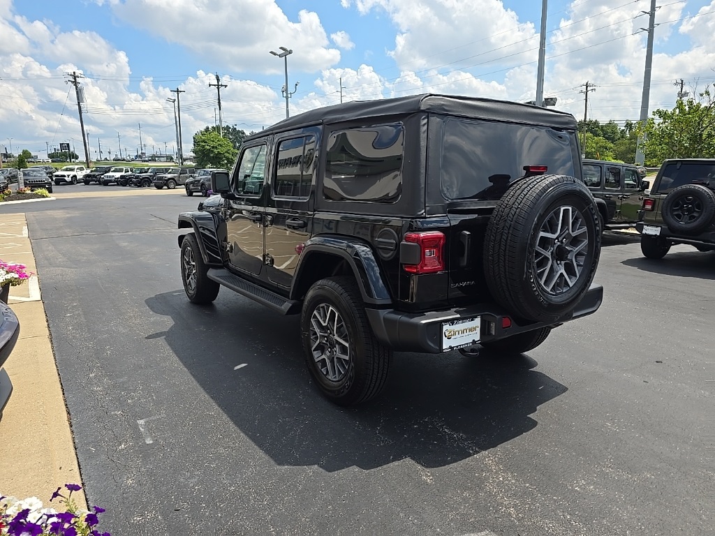 2025 Jeep Wrangler Sahara photo 6