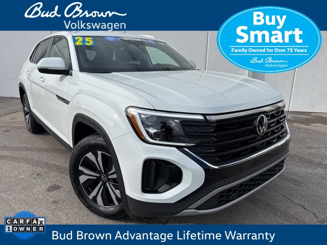 2025 Volkswagen Atlas Cross Sport SE's photo